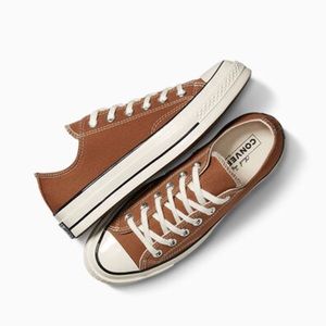 *NIB* Low Top Chuck 70’s in Tawny Owl